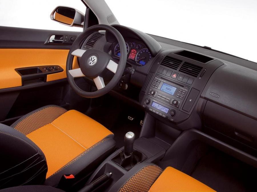  Volkswagen CrossPolo 2006 года  (фото 2 из 75)